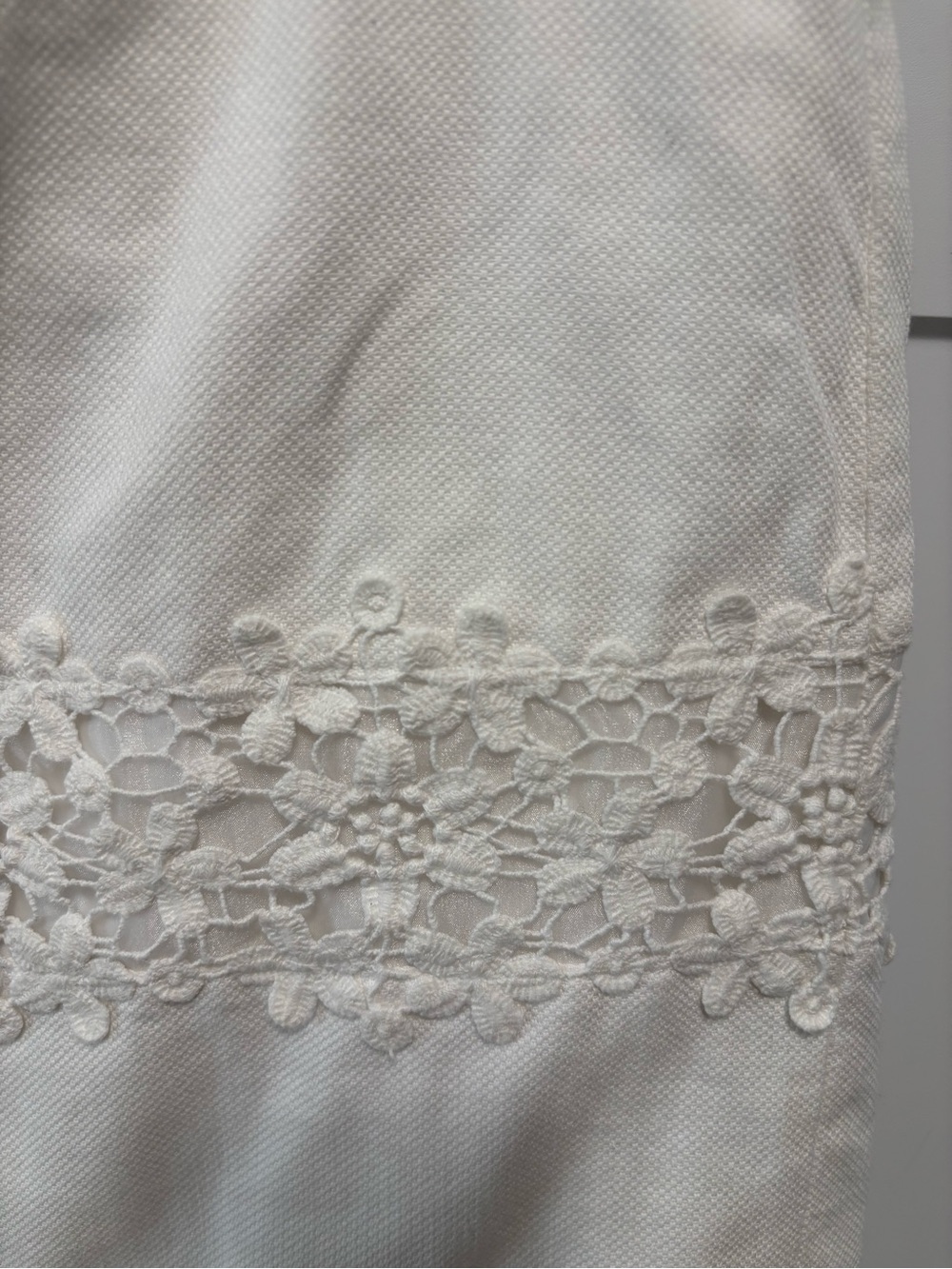 J. Crew White Daisy Floral Lace Crochet Skirt, size 8 - Picture 4 of 11